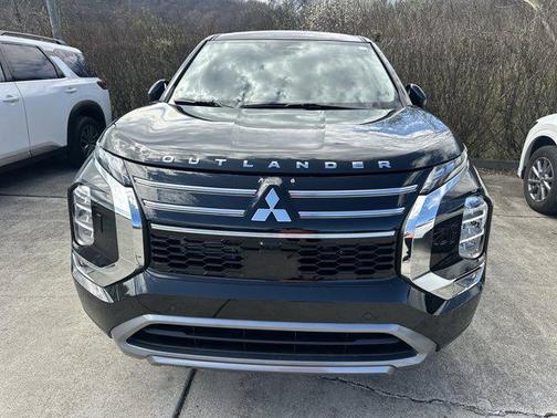 Black Diamond 2026 Mitsubishi Outlander SE S-AWC