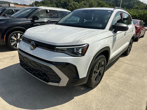 Pyrite Silver Metallic 2025 Volkswagen Taos 1.5T S