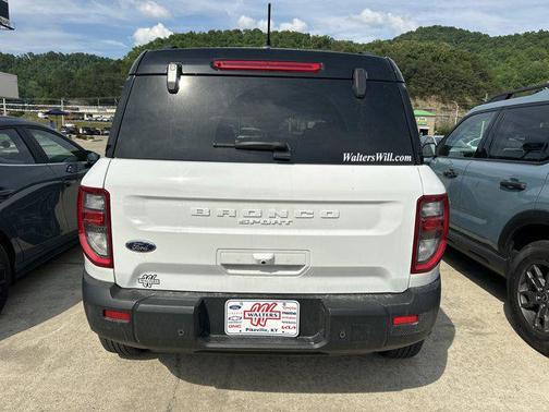 Oxford White 2025 Ford Bronco Sport Outer Banks