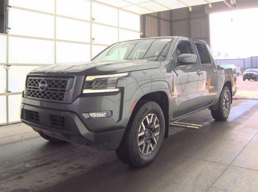 2024 Nissan Frontier SL