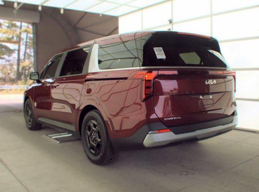 Flare Red 2025 Kia Carnival LXS