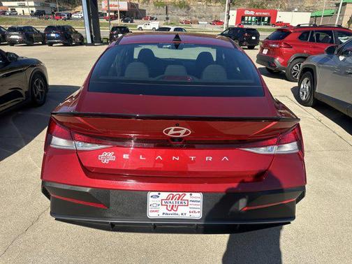 2025 Hyundai ELANTRA Sport