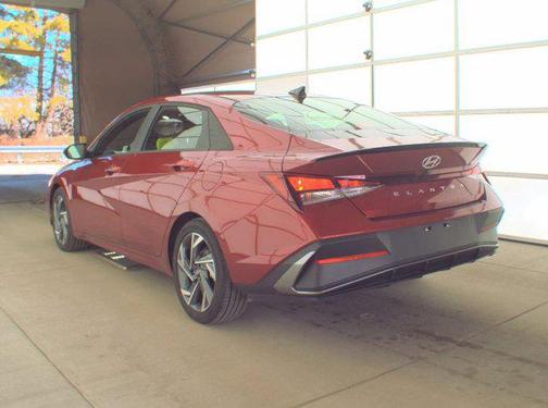 2025 Hyundai ELANTRA Sport