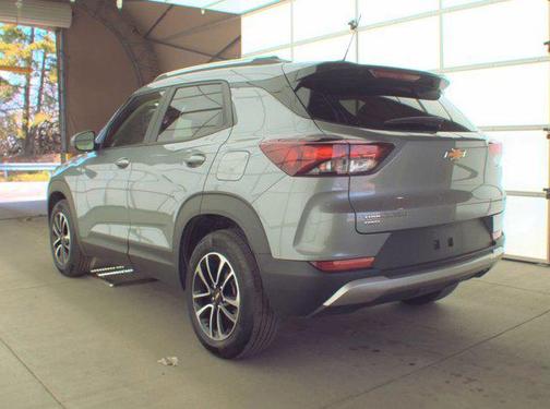 Sterling Gray Metallic 2025 Chevrolet Trailblazer LT