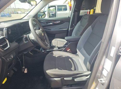 Sterling Gray Metallic 2025 Chevrolet Trailblazer LT