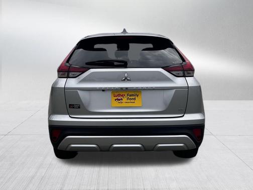Alloy Silver Metallic 2025 Mitsubishi Eclipse Cross SE