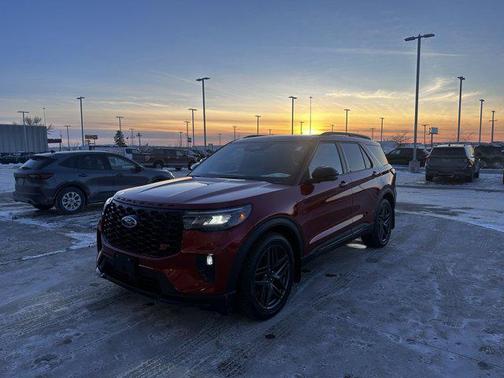 2025 Ford Explorer ST