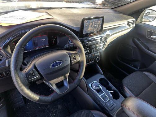 2025 Ford Escape ST-Line Select