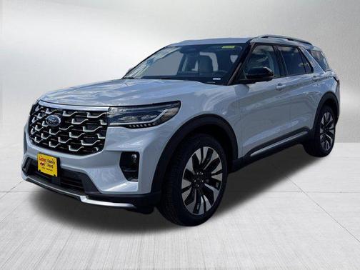 Space White Metallic 2026 Ford Explorer Platinum