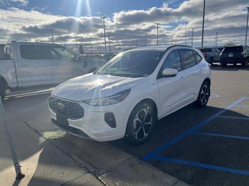 2023 Ford Escape ST-Line Select