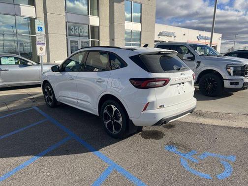 2023 Ford Escape ST-Line Select