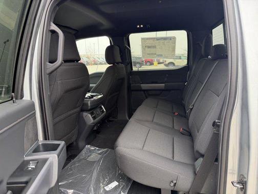 Iconic Silver Metallic 2025 Ford F-150 XLT
