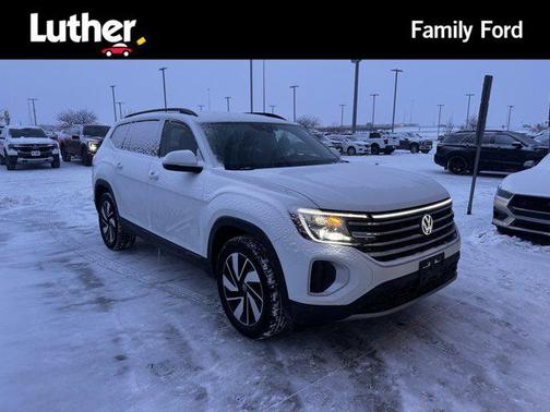 2024 Volkswagen Atlas 2.0T SE w/Technology 4MOTION