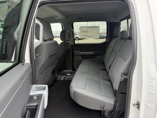 Oxford White 2026 Ford F-150 XLT