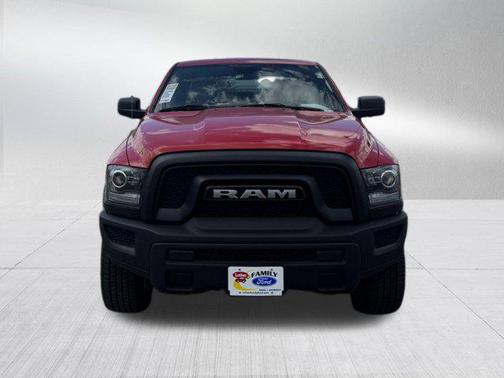2024 RAM 1500 Classic Warlock Crew Cab 4x4 5'7' Box