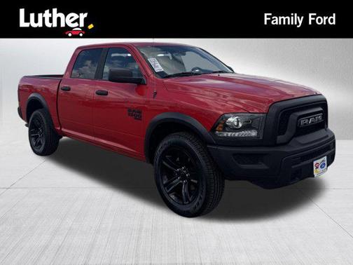 2024 RAM 1500 Classic Warlock Crew Cab 4x4 5'7' Box