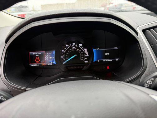 Rapid Red Metallic Tinted Clearcoat 2023 Ford Edge SEL