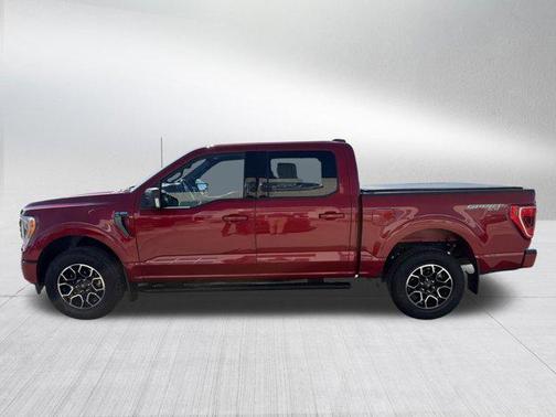 Rapid Red Metallic Tinted Clearcoat 2022 Ford F-150 XLT