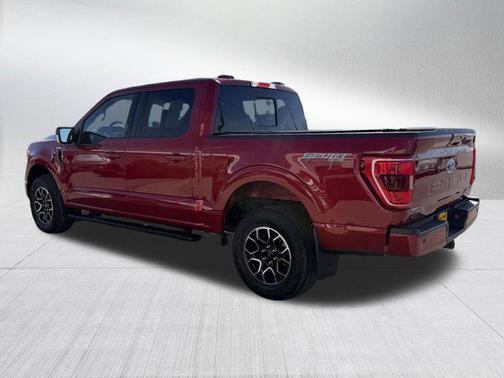 Rapid Red Metallic Tinted Clearcoat 2022 Ford F-150 XLT