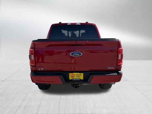 Rapid Red Metallic Tinted Clearcoat 2022 Ford F-150 XLT