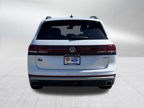2024 Volkswagen Atlas 2.0T SEL