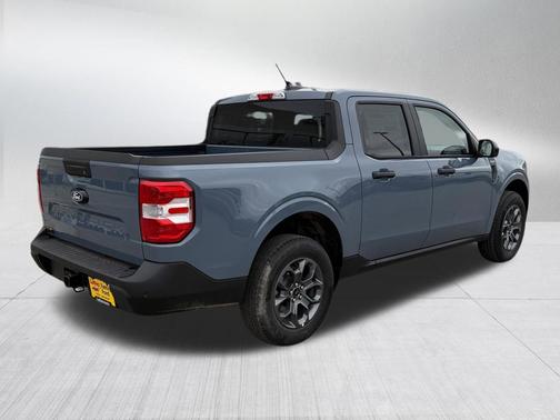 Azure Gray Metallic Tri-Coat 2026 Ford Maverick XLT