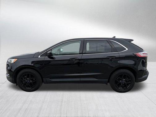 Agate Black Metallic 2022 Ford Edge SEL