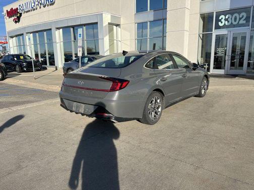 2023 Hyundai SONATA SEL