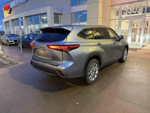 2020 Toyota Highlander Limited