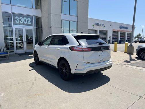 2024 Ford Edge ST Line