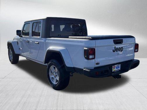 2022 Jeep Gladiator Sport S