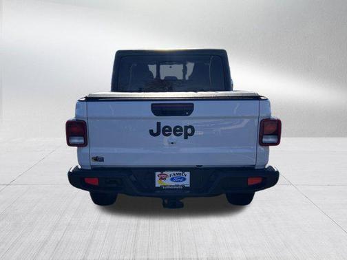 2022 Jeep Gladiator Sport S