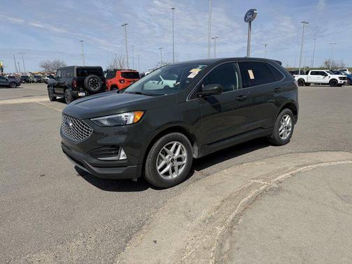 Forged Green Metallic 2024 Ford Edge SEL