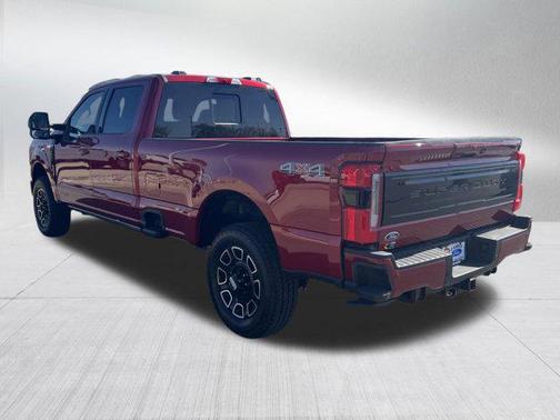2025 Ford F-350 Platinum