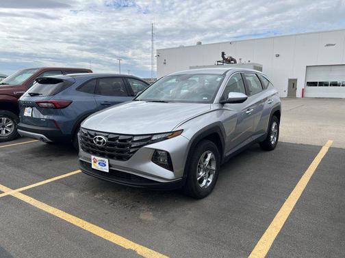 2024 Hyundai TUCSON SE