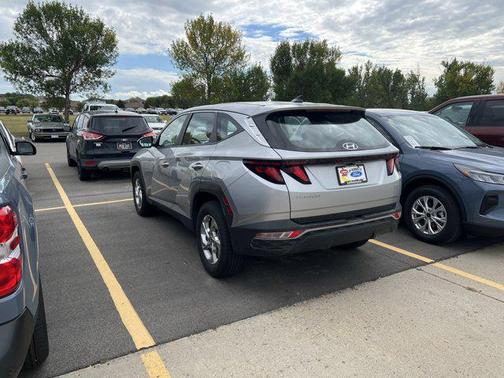 2024 Hyundai TUCSON SE