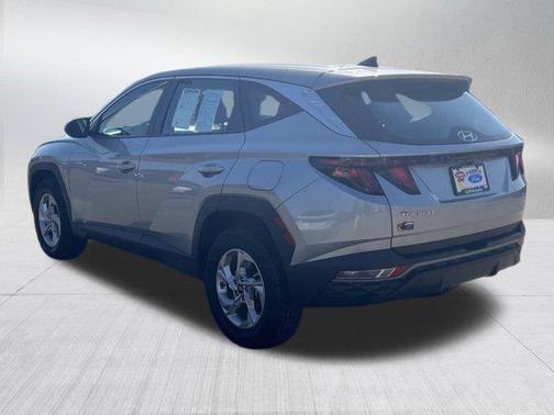 2024 Hyundai TUCSON SE