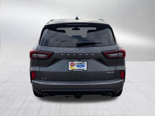 2025 Ford Escape ST-Line Elite