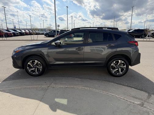 Magnetite Gray Metallic/Crystal Black Silica 2025 Subaru Crosstrek Premium