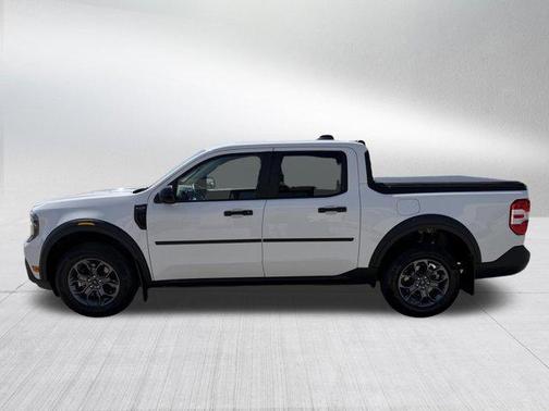 Oxford White 2025 Ford Maverick XLT