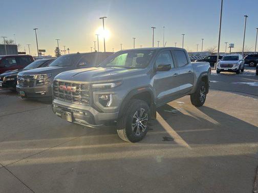 2024 GMC Canyon AT4