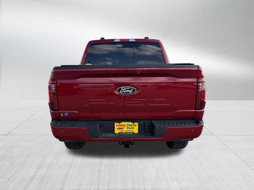 Rapid Red Metallic Tinted Clearcoat 2024 Ford F-150 XLT