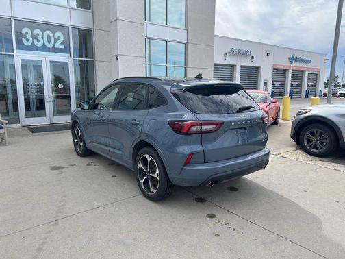 2023 Ford Escape ST-Line Elite