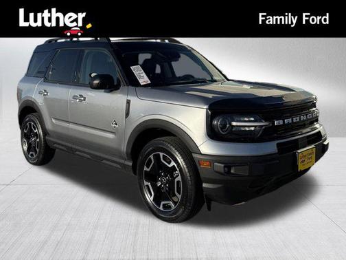 Iconic Silver Metallic 2022 Ford Bronco Sport Outer Banks