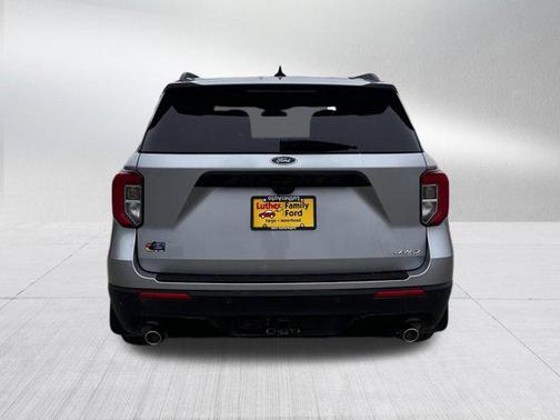 Iconic Silver Metallic 2023 Ford Explorer ST-Line