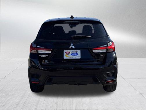 2024 Mitsubishi Outlander Sport SE