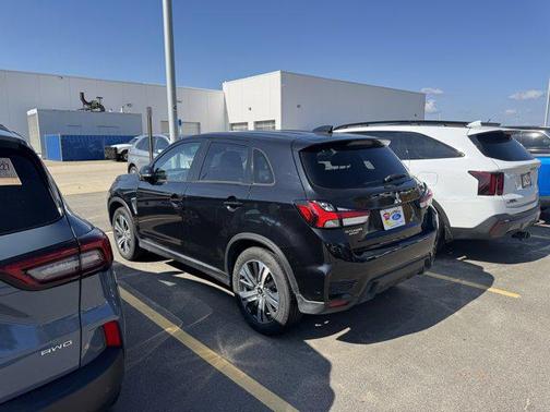 2024 Mitsubishi Outlander Sport SE