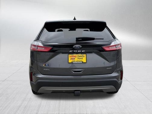 Carbonized Gray Metallic 2023 Ford Edge SEL