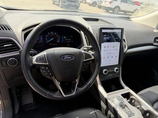 Carbonized Gray Metallic 2023 Ford Edge SEL