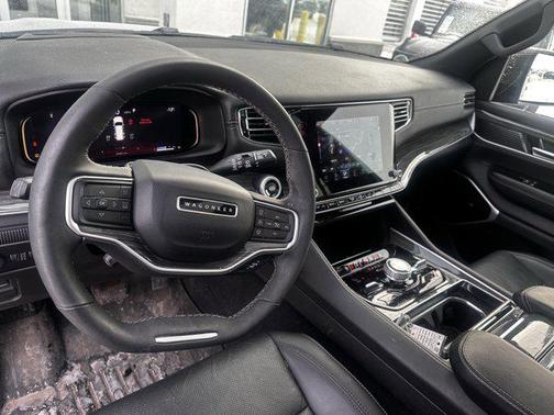 2022 Jeep Wagoneer Series III 4x4